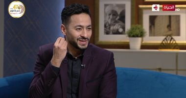 حمادة هلال: "عيلة واطية ونصابة" تسببت فى كسفة ليا وبيندهوا على بنتى بـ"سبونج بوب"