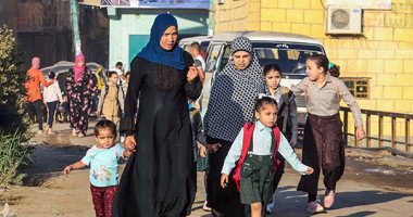 "يا أراجوز المدارس.. يا نوارة المجالس" طلاب المحافظات يبدأون العام الدراسى الجديد