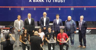 وزير الرياضة يشهد مراسم تسليم جوائز بطولة مصر الدولية للإسكواش للفائزين