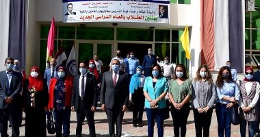 جامعة بنى سويف تبدأ العام الدراسى الجديد بتحية العلم وسط إجراءات وقائية.. صور
