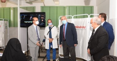 نائب رئيس جامعة أسيوط يفتتح فعاليات أول دبلومة مهنية لكلية الطب.. صور