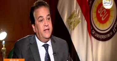 وزير التعليم العالى: عقوبة مخالفة الإجراءات الاحترازية بالجامعات تصل إلى الفصل