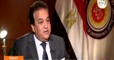 وزير التعليم العالى يحذر طلاب الجامعات: "لو ناوى تسقط ماتسقطش أحسن لك"