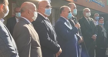 محافظ القاهرة يتفقد مدارس بولاق أبو العلا ويوجه بتطبيق إجراءات الوقاية