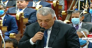 4 من أعضاء مجلس الشيوخ يؤدون القسم مرتين.. تعرف على السبب