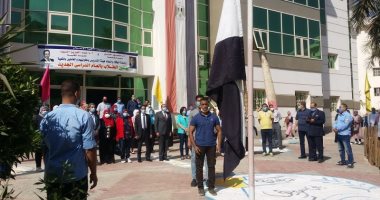 جامعة بنى سويف تبدأ العام الدراسى الجديد بتحية العلم وسط إجراءات احترازية
