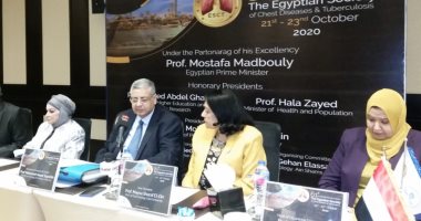 مستشار الرئيس للصحة: مصر تكاتفت للسيطرة على كورونا مثل تكاتفها فى حرب 73