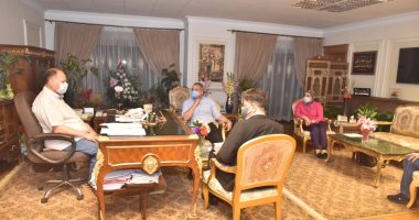 محافظ أسيوط يعتمد 2.4 مليار جنيه لمشروعات المرحلة الثانية لمبادرة "حياة كريمة" 
