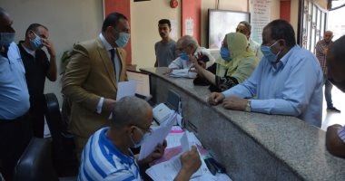 نائب محافظ الدقهلية ومتدربو البرنامج الرئاسى فى جولة للتدريب بالوحدة المحلية