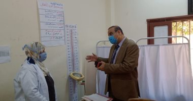 وكيل تعليم القليوبية يتابع إجراءات الوقاية ويتفقد غرف العزل بالمدارس.. صور