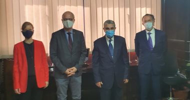 وزير الكهرباء يلتقى مدير بنك التعمير الألمانى لبحث التعاون بين البلدين