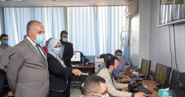 وزير الرى يتفقد غرفة إدارة جلسات أسبوع القاهرة للمياه