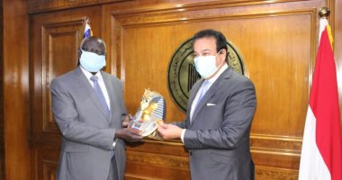 وزير التعليم العالى يلتقى نظيره الجنوب سودانى ويؤكد مضاعفة المشروعات بين البلدين