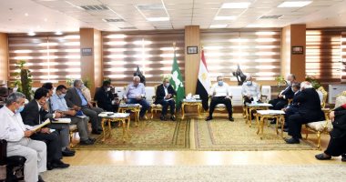محافظ الشرقية يعلن إنهاء إجراءات تقنين وضع 410 فدان أراضى أملاك دولة