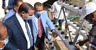 جامعة سوهاج تفتتح نموذج لزراعة الأسطح بتكلفة 5 آلاف جنيه.. صور
