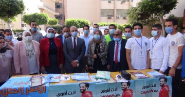 رئيس جامعة الزقازيق يتفقد كلية التمريض والتجارة خلال الأسبوع الأول من العام الدراسى