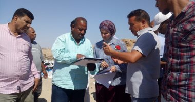 تحرير محضرين لشركة نظافة وفندق بسبب إلقاء المخلفات والقمامة فى سفاجا 