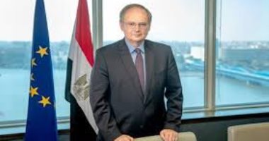 سفير الاتحاد الأوروبى يرحب بنتائج القمة المصرية اليونانية القبرصية