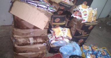 صور.. تموين الأقصر تضبط نصف طن لحوم ومواد غذائية منتهية الصلاحية