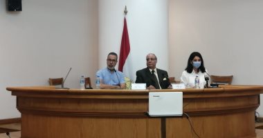 مدحت العدل: يجب جذب الشباب لحضور المهرجانات الفنية ومدرس حببنى فى القراءة