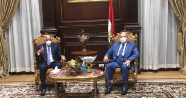 رئيس مجلس النواب يهنئ المستشار عبد الوهاب عبد الرازق برئاسة الشيوخ