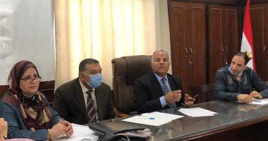 مدير تعليم الإسماعيلية يناقش تطوير المنصات الإليكترونية.. صور