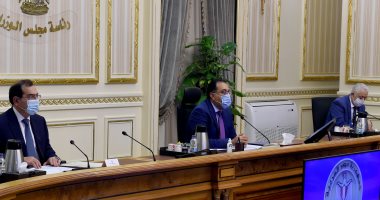 رئيس الوزراء يستعرض فرص دعم وتعزيز أوجه التعاون الثلاثى بين مصر والأردن والعراق