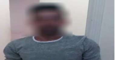 ضبط عامل بالمنيا لقيامه بالنصب على المواطنين بزعم تسفيرهم للعمل بالخارج