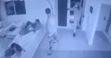 الأم الشجاعة رزق.. أمريكية تدافع عن أسرتها بالسلاح وترغم اللصوص على الهرب 