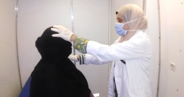 "صحة أسوان" توقع الكشف الطبى على 2873 مواطناً خلال القوافل المجانية.. صور