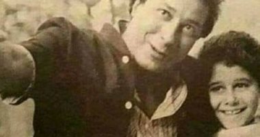  صورة نادرة للعمدة صلاح السعدنى ونجله أحمد بمرحلة الطفولة