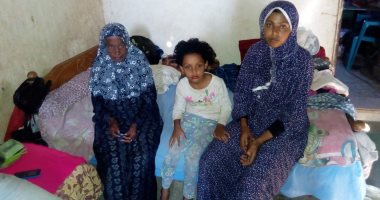 فتاة التوك توك المكافحة بالإسماعيلية: بتحمل المضايقات لتوفير قوتى.. صور
