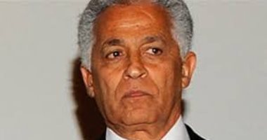أنسي أبو سيف يُهدى جائزة الإنجاز الإبداعى بمهرجان الجونة لـ شادى عبد السلام