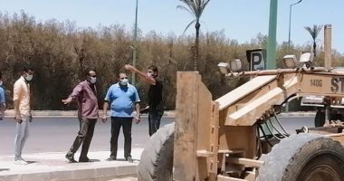 رفع 38 طن مخلفات فى حملات نظافة بشوارع مدينة الغردقة.. صور 