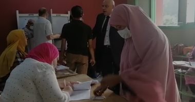إقبال كثيف على التصويت بانتخابات النواب بلجنة الشهيد أحمد إبراهيم فى الجيزة