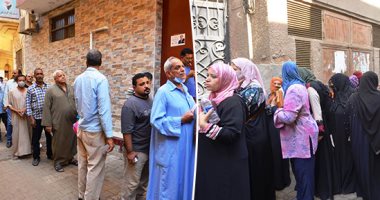 انطلاق المرحلة الأولى بانتخابات مجلس النواب تحت إشراف قضائى كامل ومتابعة إعلامية وحقوقية واسعة وإقبال الناخبين.. القانون يحافظ على انضباط التصويت ويتصدى لمثيرى الشعب أو العنف مع رؤساء اللجان بعقوبات تصل للسجن