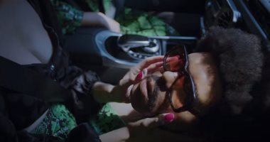 كليب THE WEEKND الجديد  "Too Late" يشجع على العنف والقتل .. اعرف التفاصيل