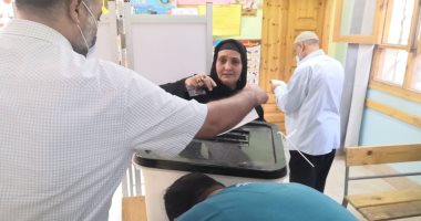 خبراء المفرقعات يتسلمون اللجان لإجراء عمليات التمشيط قبل ثانى أيام التصويت