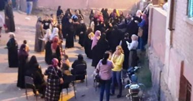 المرحلة الأولى من التصويت بماراثون انتخابات البرلمان تنتهى غدا.. النتيجة 1 نوفمبر والطعن خلال 48 ساعة.. للمترشح حق توكيل من يمثله فى إجراءات الفرز.. والتظلم خلال 24 ساعة والإعادة بين الحاصلين على أعلى الأصوات