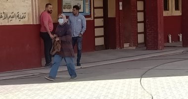 السيدات يتصدرن المشهد فى لجان النواب الانتخابية بالإسكندرية.. صور