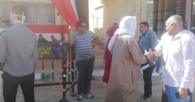 حضور لافت لكبار السن بالوادى الجديد على لجان انتخابات البرلمان.. صور