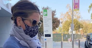 الممثلة الأمريكية جنيفر أنيستون تدعم جو بايدن وتوجه رسالة إلى الأمريكيين