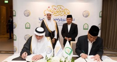 التوقيع على اتفاقية إطلاق متاحف ومعارض السيرة النبوية بإندونيسيا بحضور العيسى