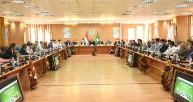 محافظ الشرقية يشدد على سرعة الانتهاء من إجراءات تقنين أراضى الدولة والتصالح