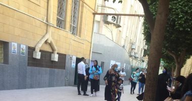استقبال الناخبين بالعجوزة فى اليوم الثانى لانتخابات مجلس النواب