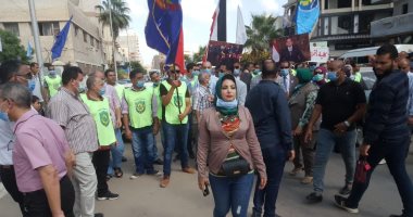 جامعة دمنهور تنظم مسيرة للتوعية بأهمية المشاركة فى الانتخابات بالبحيرة.. صور