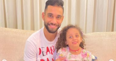 عمرو السولية يحتفل بعيد الميلاد الرابع لابنته ليلى