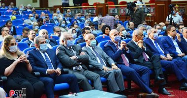 الهيئات الإعلامية تجتمع برؤساء تحرير الصحف والإعلاميين لبحث آخر المستجدات.. كرم جبر يشدد على أداء الإعلام دورا مهما فى التوعية.. ويؤكد تحقيق القنوات الإخبارية نسب مشاهدة مرتفعة.. ومحمد الباز يطالب بمجلس حرب
