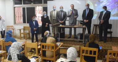 رئيس جامعة بنها يتفقد الدراسة بكليتى الطب البيطرى والزراعة بمشتهر.. صور