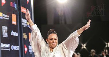 إنجى على عن إطلالتها بالجونة: أنا استايلست نفسى وبكره اللى بيمسكوا على الواحدة